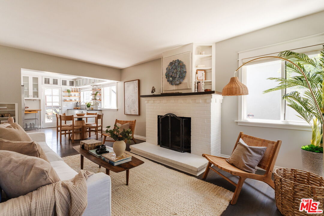 Property photo for 11966 Culver Dr, Los Angeles, CA