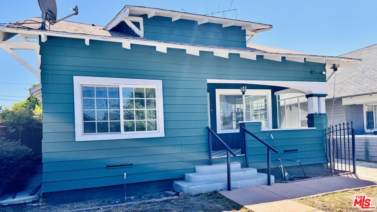Property photo for 230 Branch St, Los Angeles, CA
