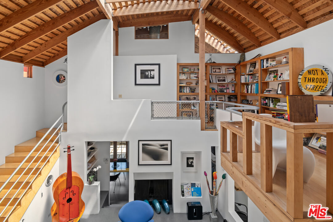 Property photo for 229 San Juan Ave, Los Angeles, CA