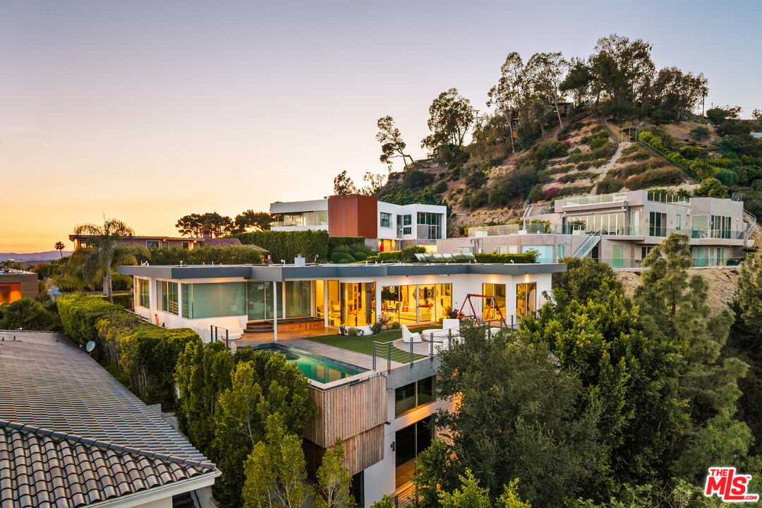 Property photo for 9353 Nightingale Dr, Los Angeles, CA