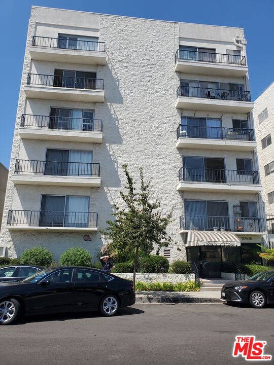 Property photo for 1115 S Elm Dr, #405, Los Angeles, CA