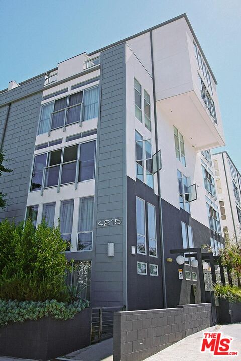 Property photo for 4215 Glencoe Ave, #317, Los Angeles, CA