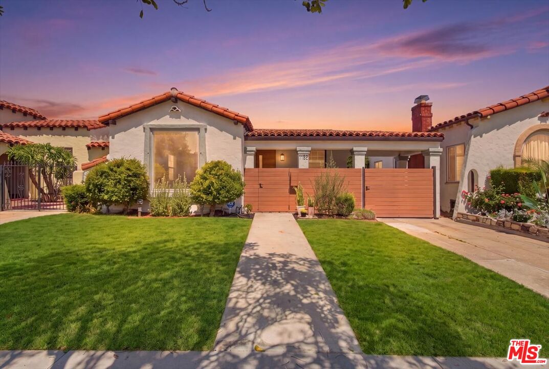 Property photo for 1135 W 81st Pl, Los Angeles, CA