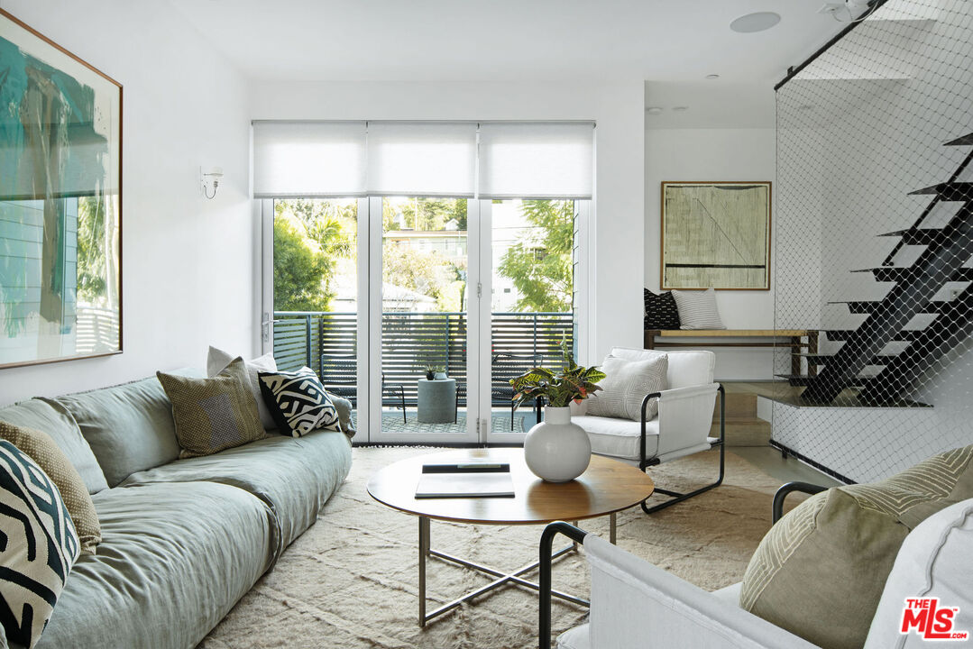Property photo for 927 Hyperion Ave, Los Angeles, CA