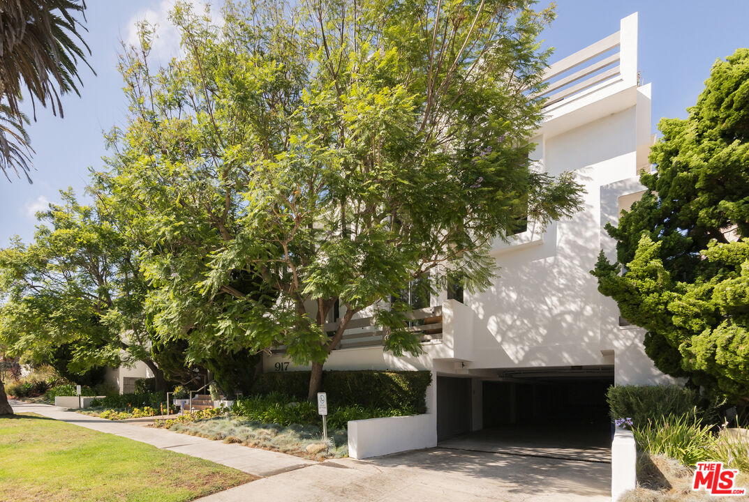 Property photo for 917 Euclid St, #1, Santa Monica, CA
