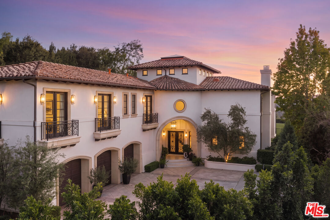 Property photo for 2481 Summitridge Dr, Beverly Hills, CA