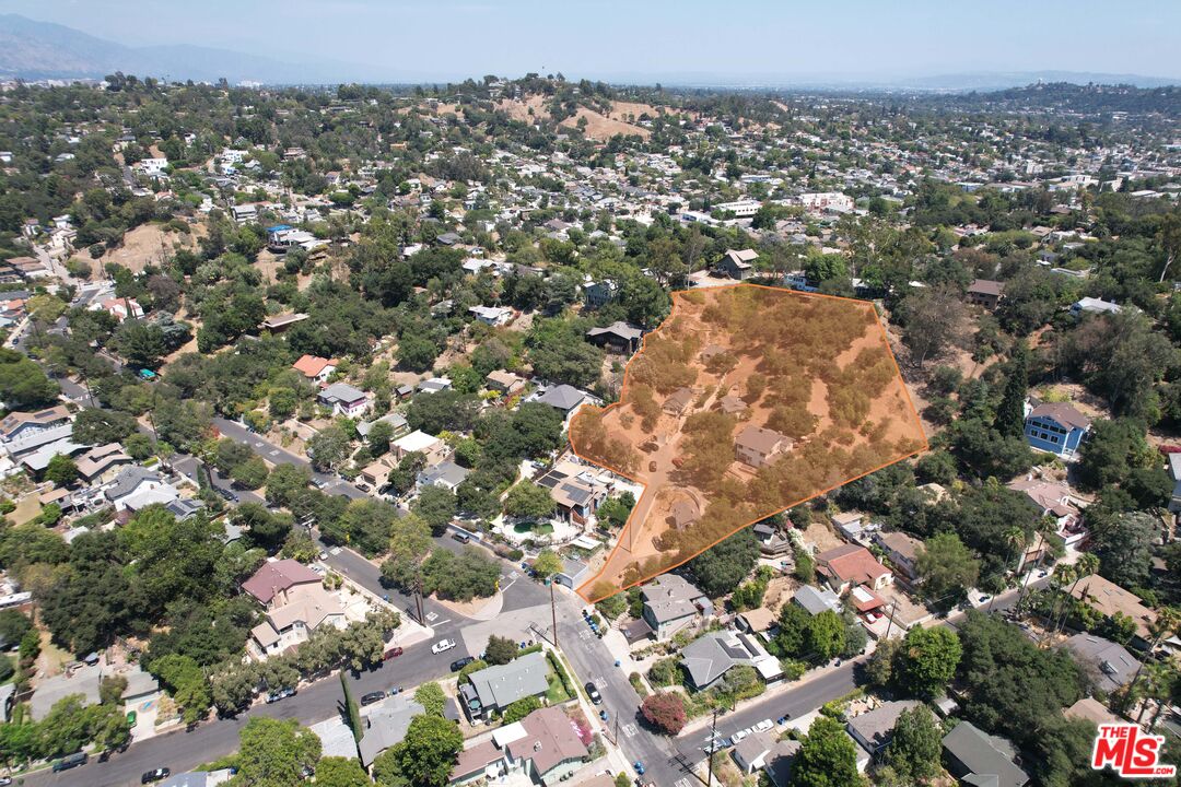 Property photo for 1182 Oak Grove Dr, Los Angeles, CA