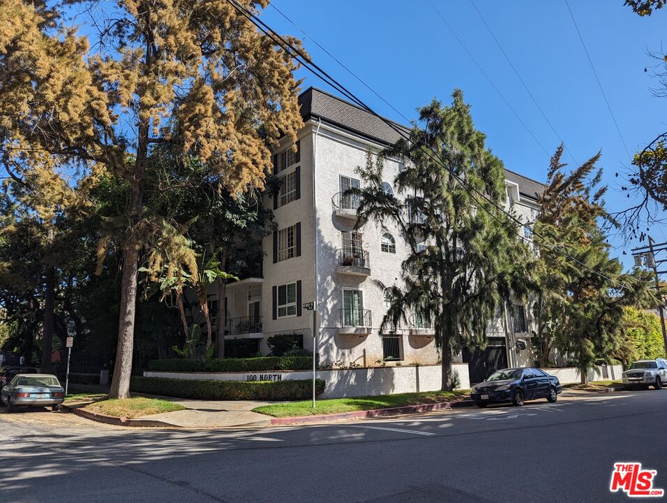 Property photo for 100 N Wetherly Dr, #3D, Los Angeles, CA