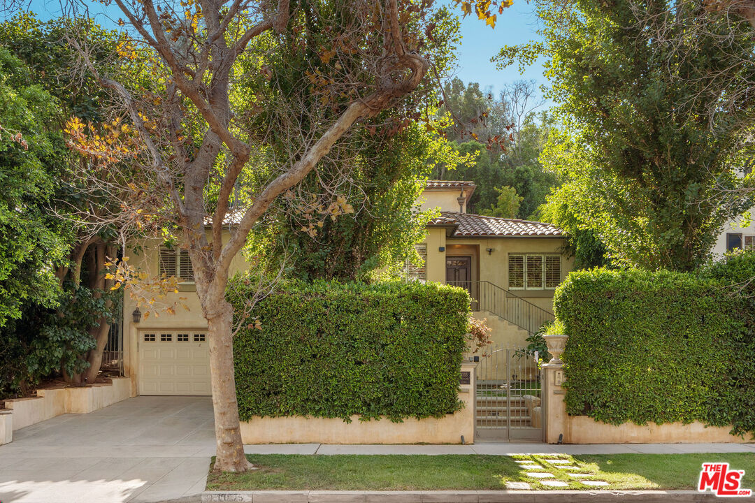 Property photo for 1035 Westholme Ave, Los Angeles, CA