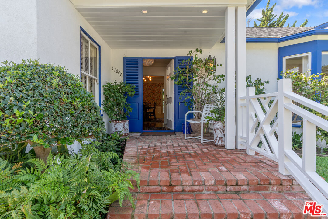 Property photo for 11806 Bellagio Rd, Los Angeles, CA