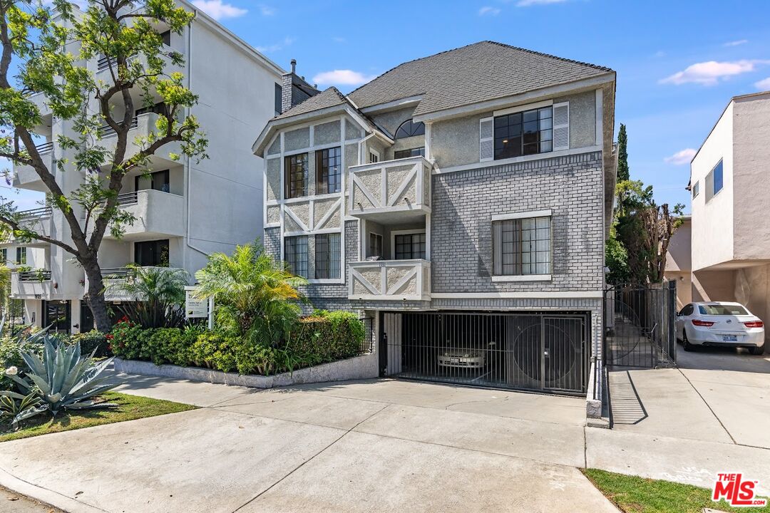 Property photo for 1931 Malcolm Ave, #204, Los Angeles, CA