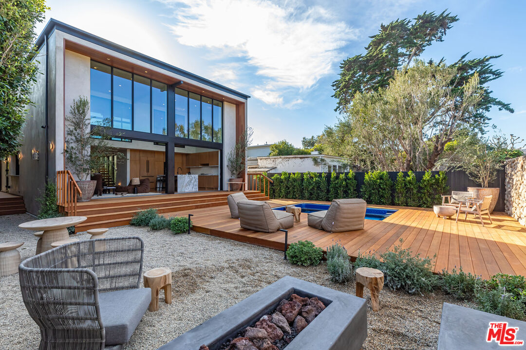 Property photo for 23505 Malibu Colony Rd, Malibu, CA