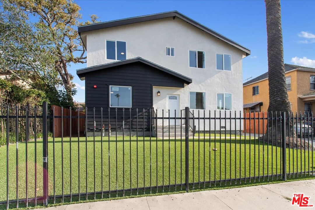 Property photo for 758 E 78th St, Los Angeles, CA