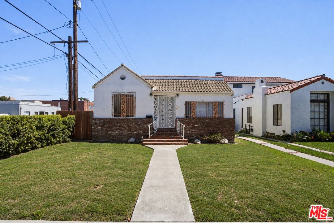 Property photo for 418 S La Peer Dr, Beverly Hills, CA