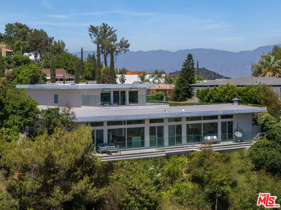 Property photo for 2189 Summitridge Dr, Los Angeles, CA
