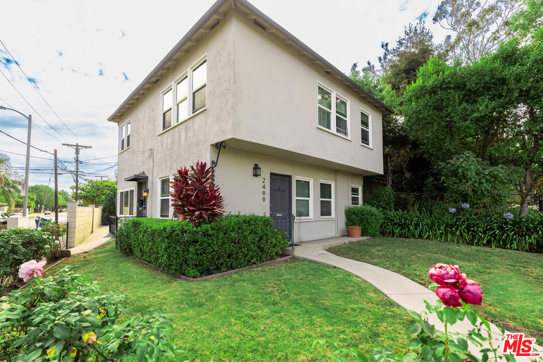 Property photo for 2499 S Barrington Ave, Los Angeles, CA
