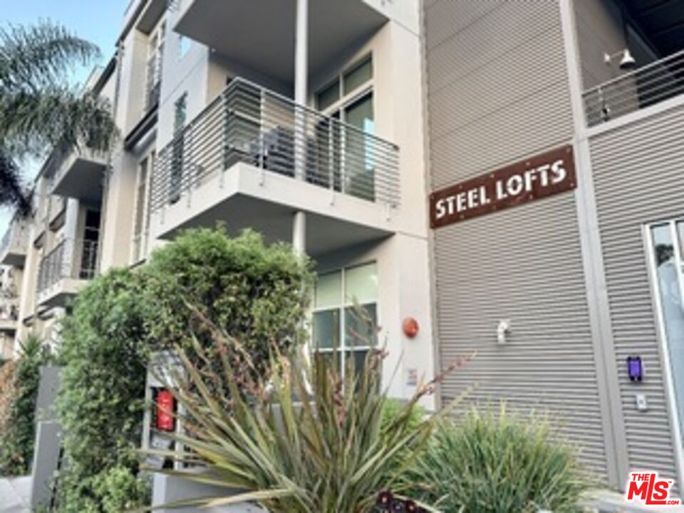 Property photo for 13320 Beach Ave, #103, Los Angeles, CA
