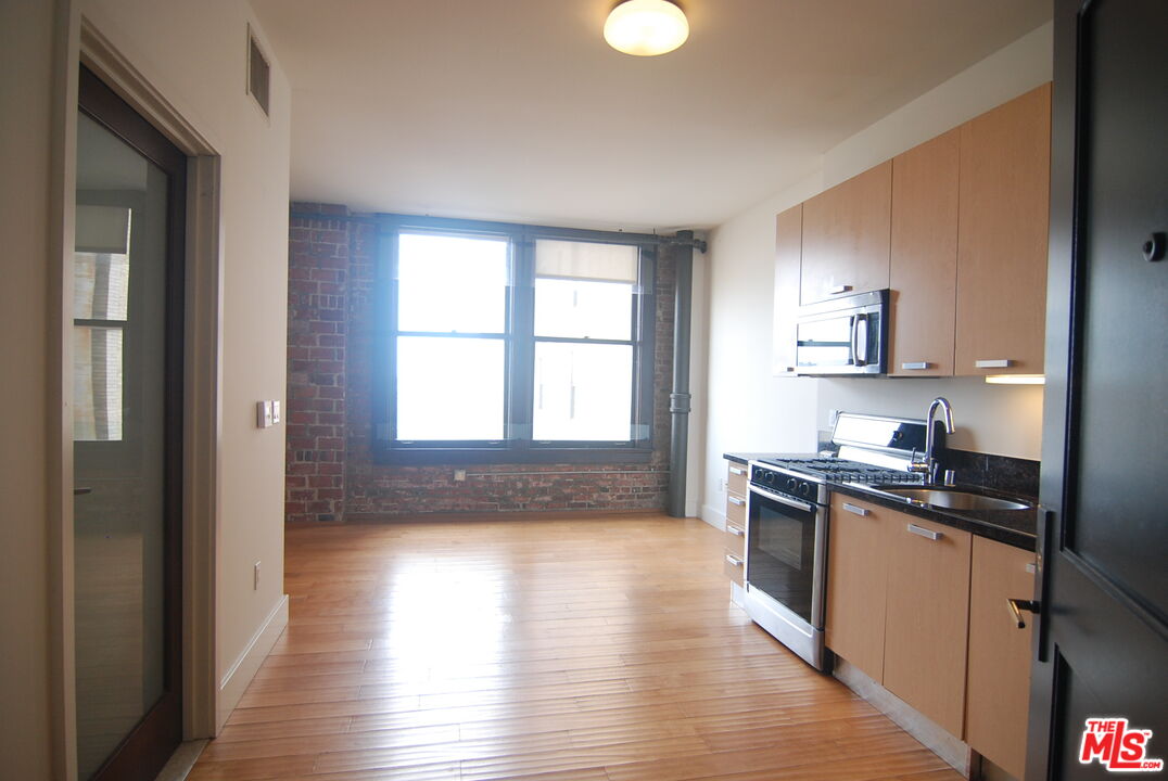 Property photo for 460 S Spring St, #907, Los Angeles, CA