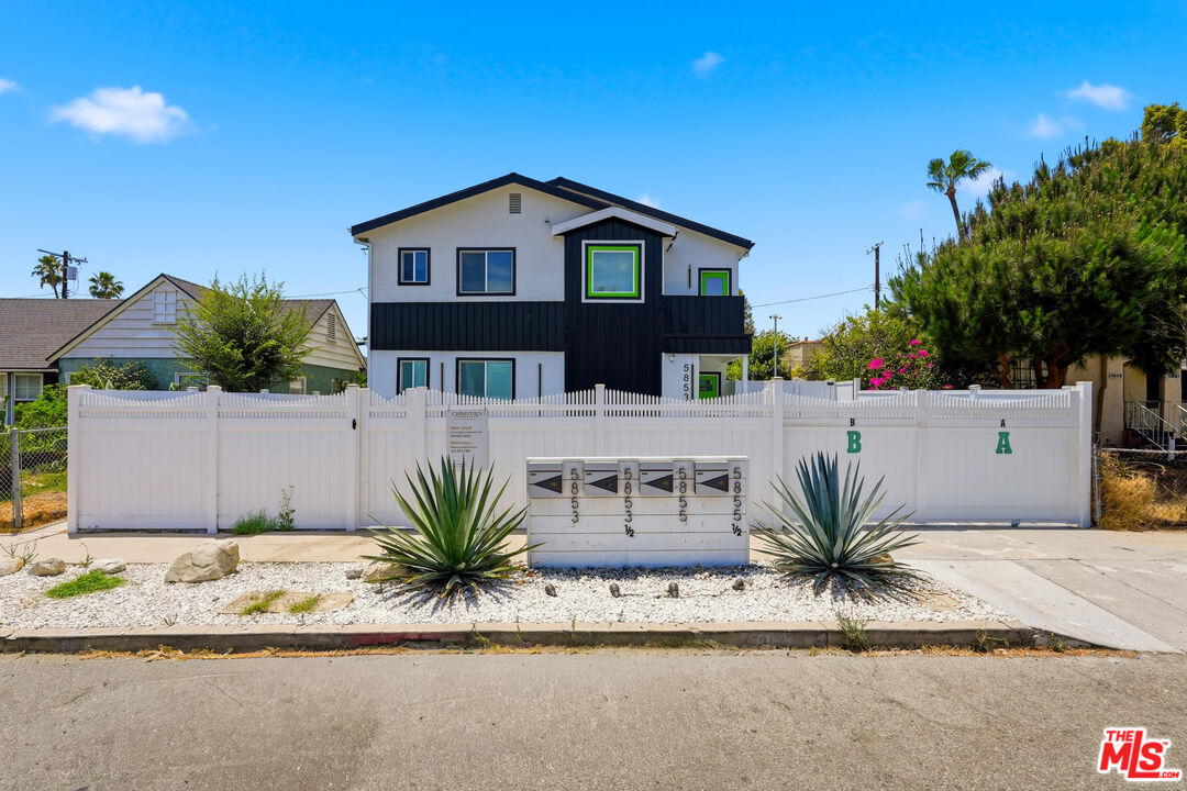 Property photo for 5853 Vineland Ave, Los Angeles, CA