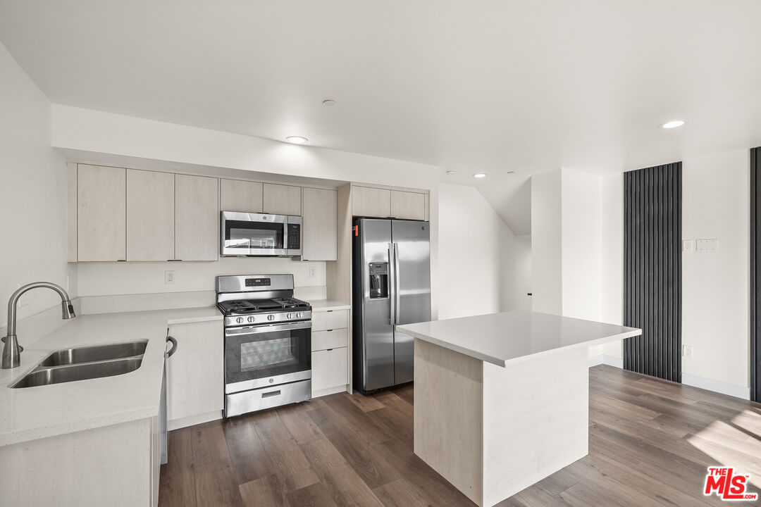 Property photo for 2527 Hauser Blvd, #A, Los Angeles, CA