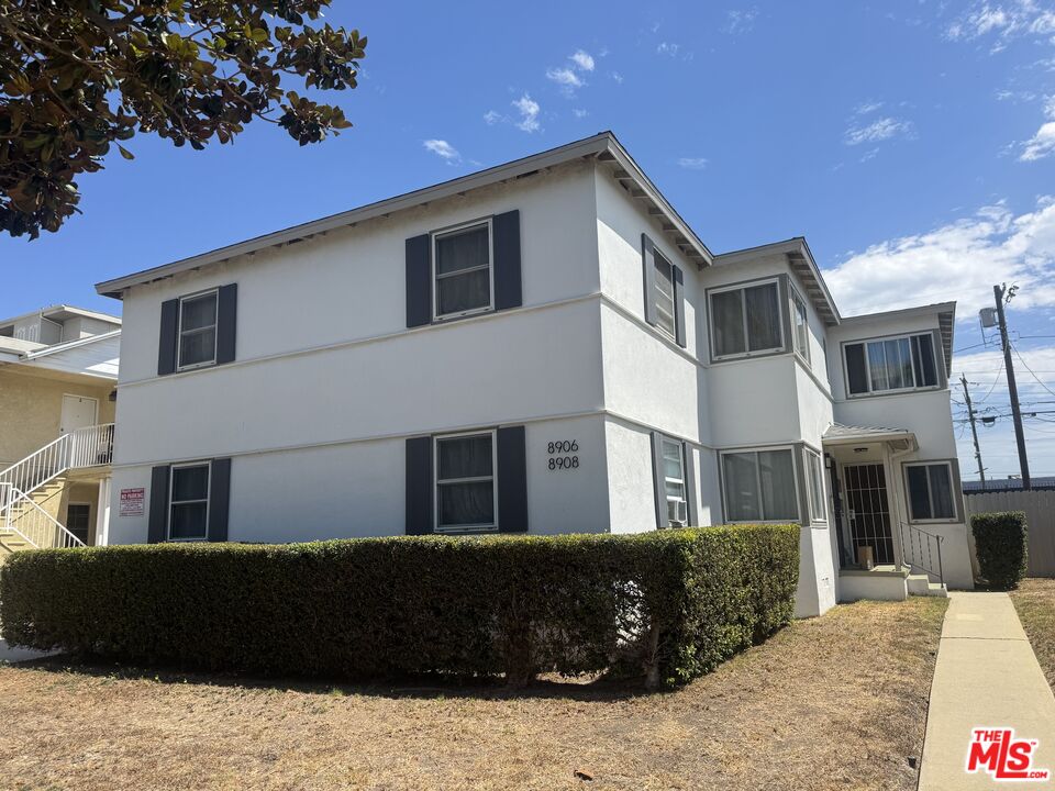 Property photo for 8906 Reading Ave, Los Angeles, CA