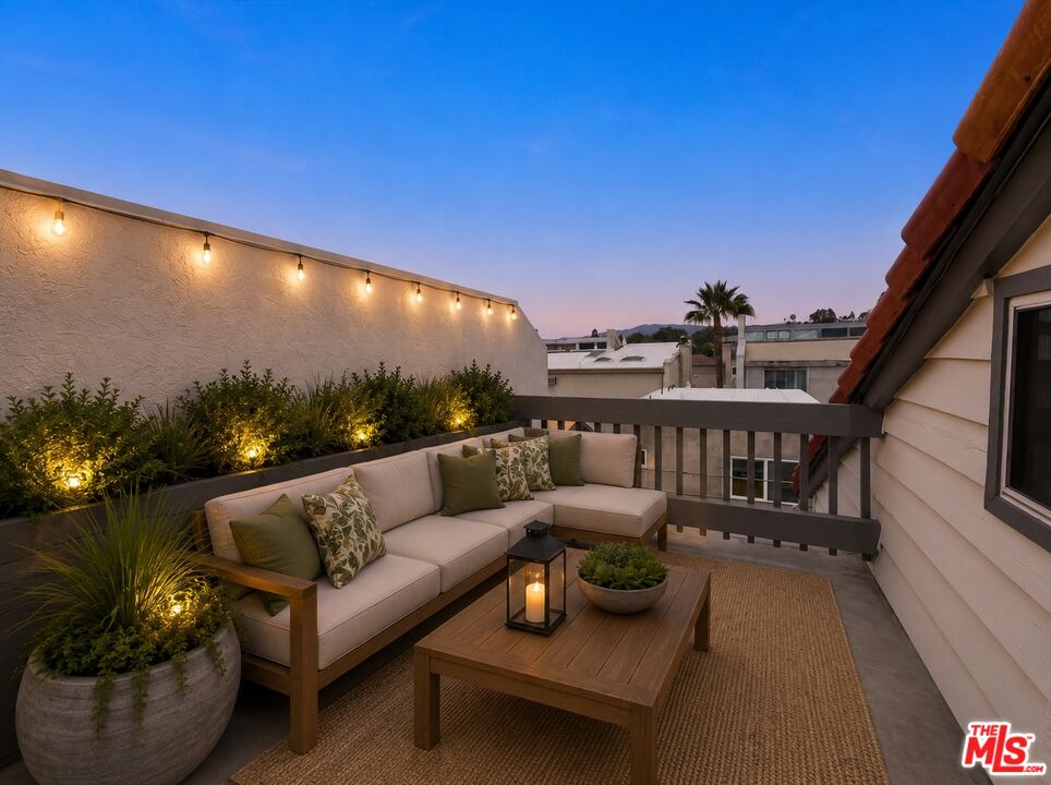 Property photo for 1171 Stanford St, #3, Santa Monica, CA