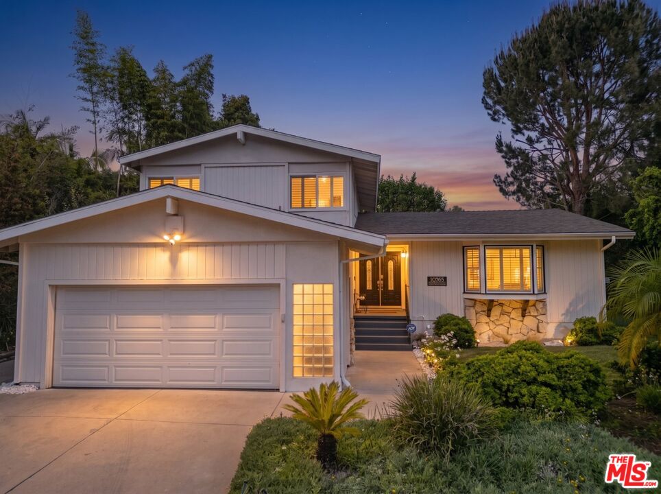 Property photo for 10765 Wrightwood Ln, Los Angeles, CA