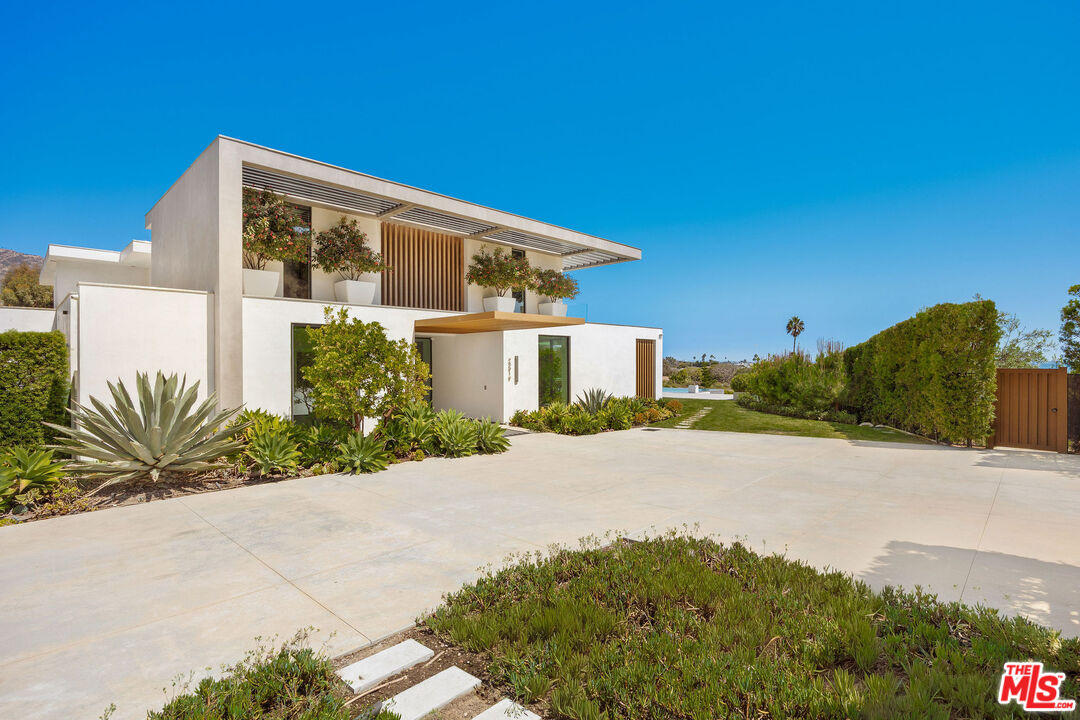 Property photo for 23919 Malibu Rd, Malibu, CA