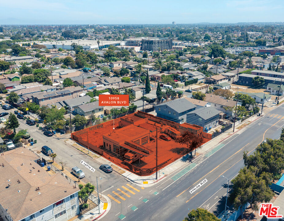 Property photo for 10958 Avalon Blvd, Los Angeles, CA