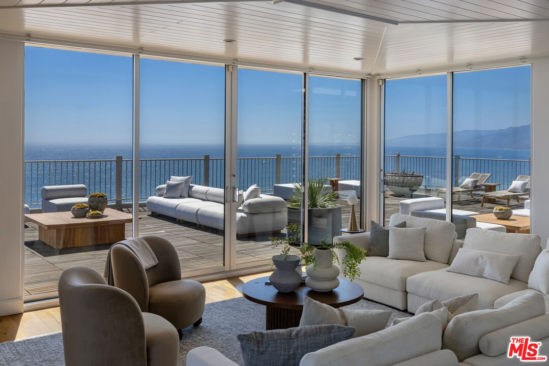 Property photo for 101 California Ave, #PH, Santa Monica, CA