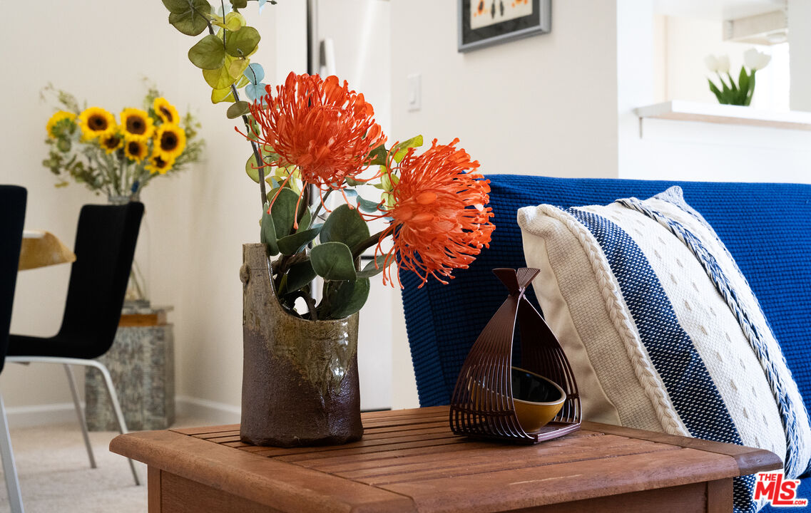 Property photo for 11301 Summertime Ln, Culver City, CA