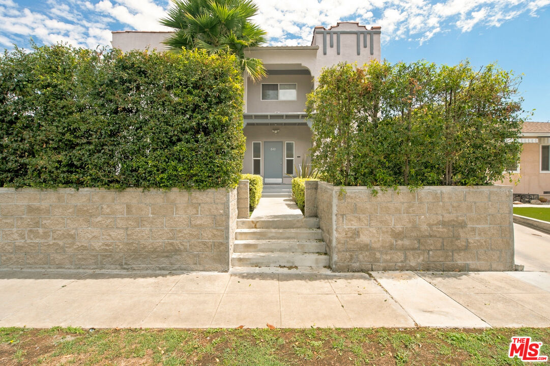 Property photo for 840 N Fuller Ave, Los Angeles, CA