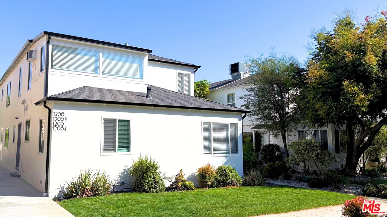 Property photo for 1208 S Cochran Ave, Los Angeles, CA