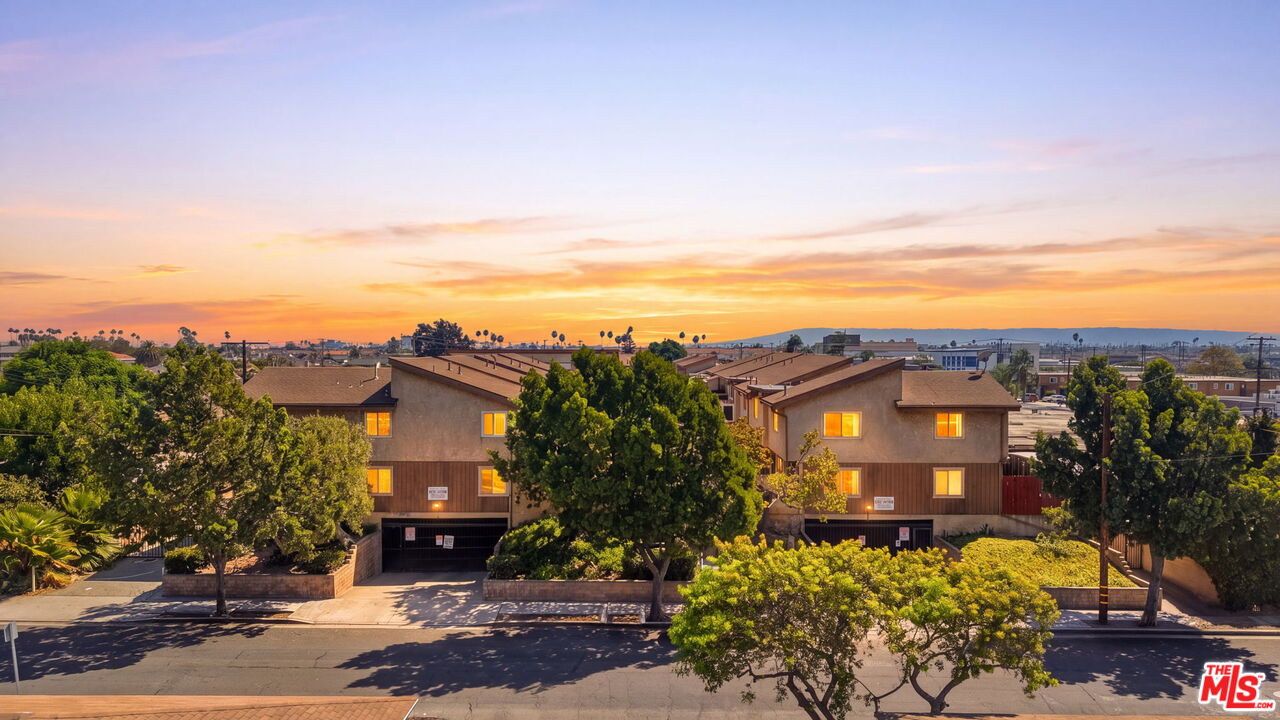 Property photo for 1334 W 137th St, #124, Gardena, CA