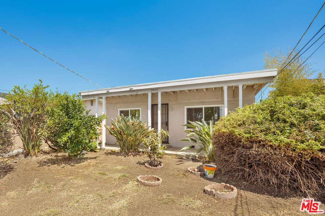 Property photo for 3943 Seneca Ave, Los Angeles, CA