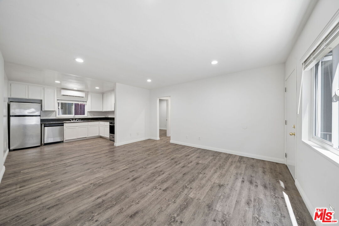 Property photo for 510 Pacific Ave, #3, Venice, CA