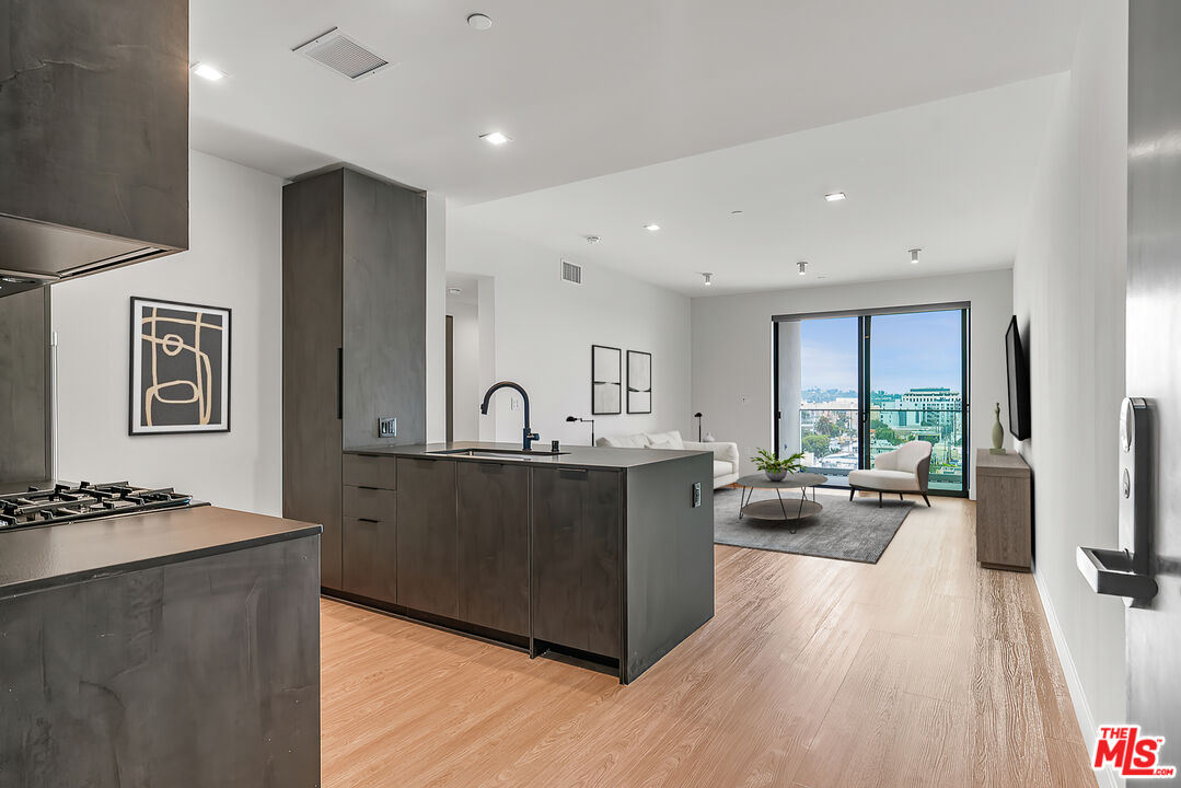 Property photo for 3688 Overland Ave, #521, Los Angeles, CA