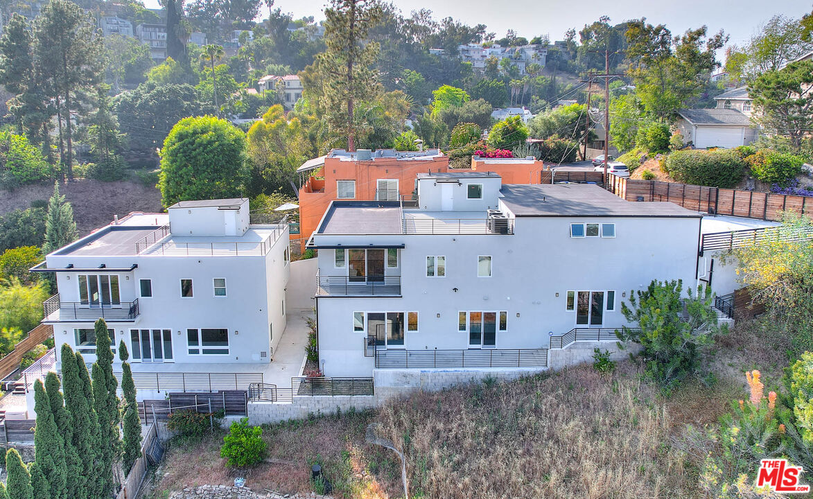 Property photo for 2610 Corralitas Dr, Los Angeles, CA