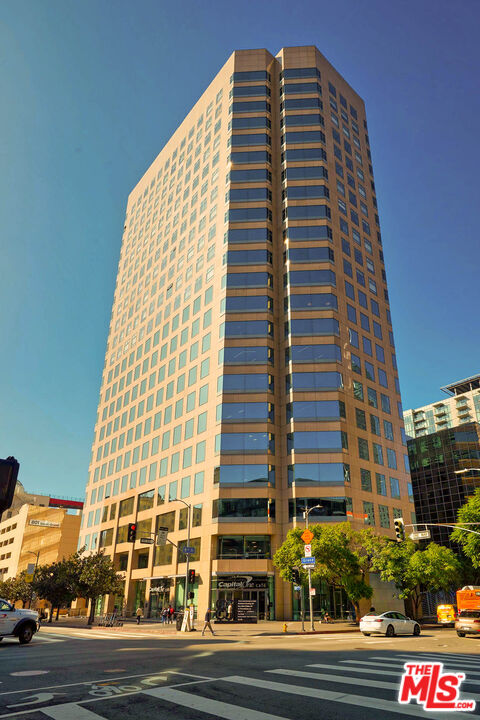 Property photo for 801 S Grand Ave, #1507, Los Angeles, CA