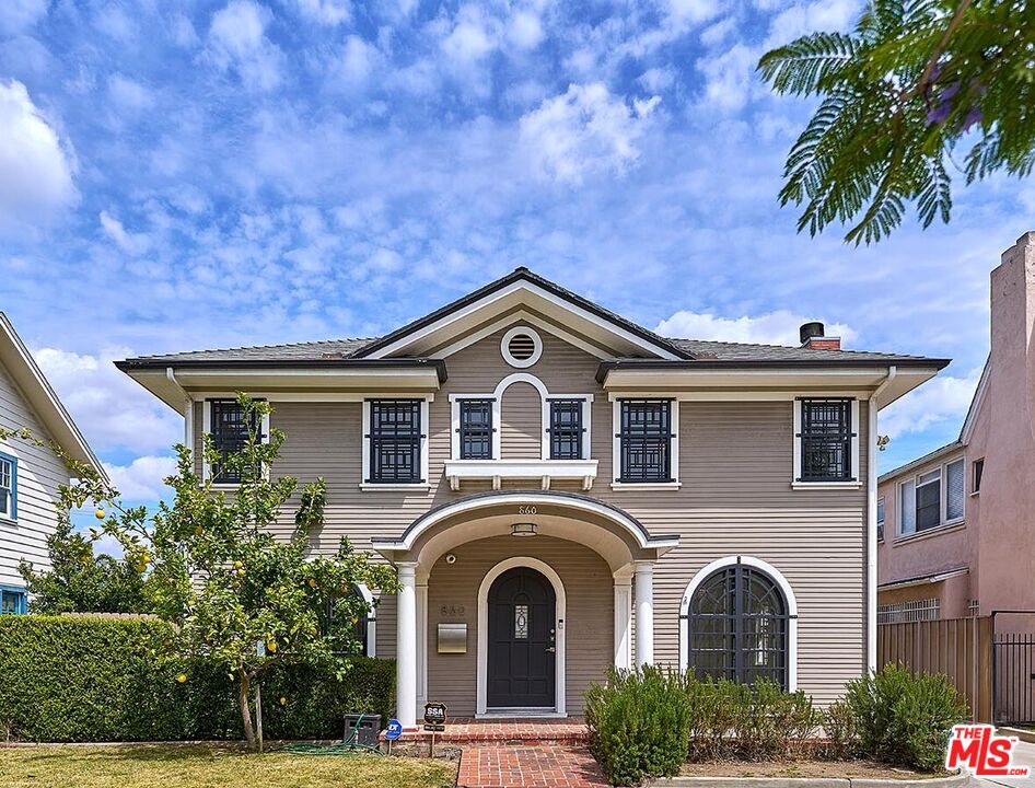 Property photo for 860 S Norton Ave, Los Angeles, CA