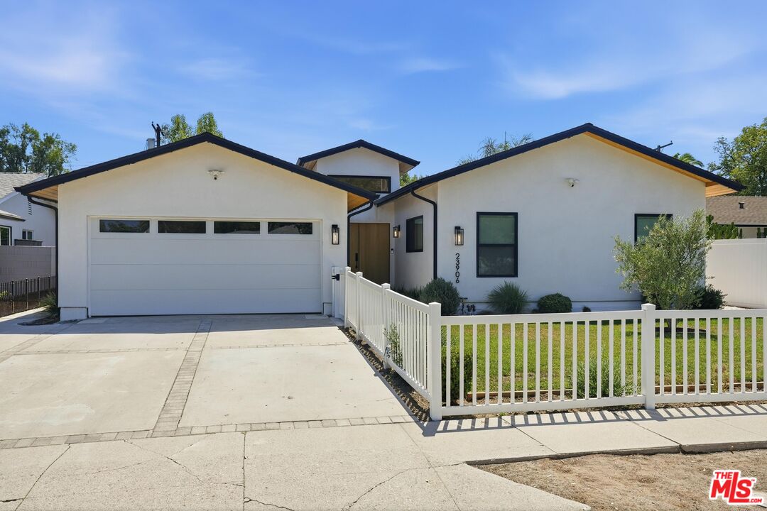 Property photo for 23906 Mobile St, Los Angeles, CA