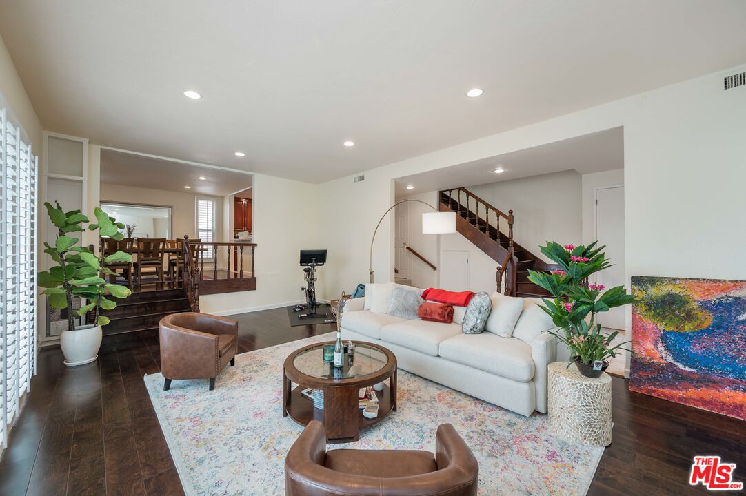 Property photo for 12336 Montana Ave, Los Angeles, CA