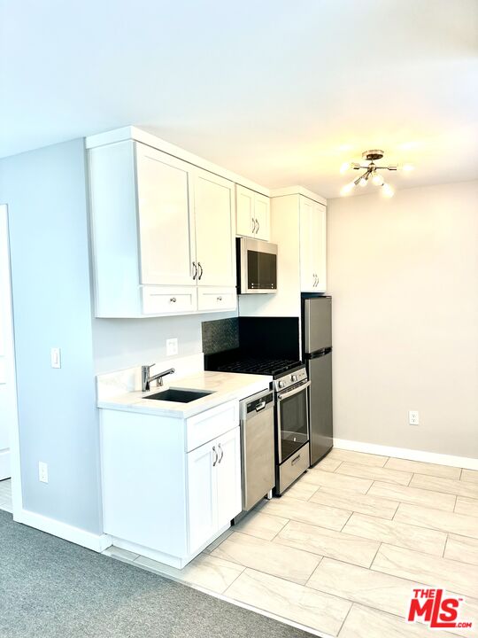 Property photo for 613 S Prairie Ave, #14, Inglewood, CA
