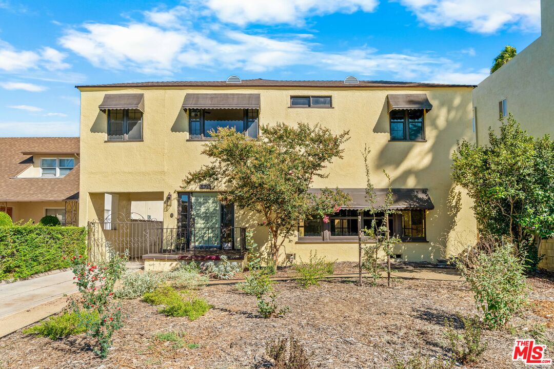 Property photo for 1838 S Victoria Ave, Los Angeles, CA