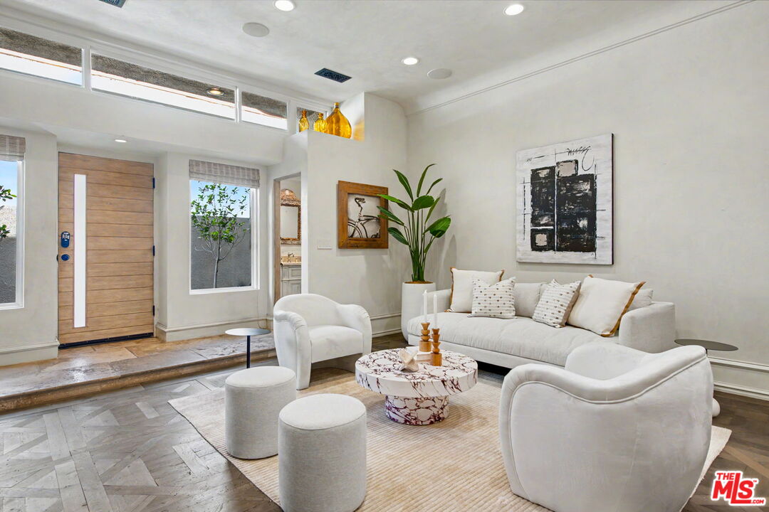 Property photo for 2408 34th St, #4, Santa Monica, CA
