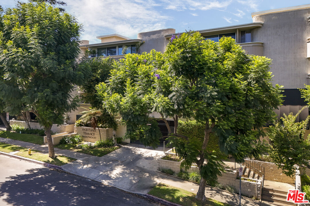 Property photo for 11645 Montana Ave, #222, Los Angeles, CA