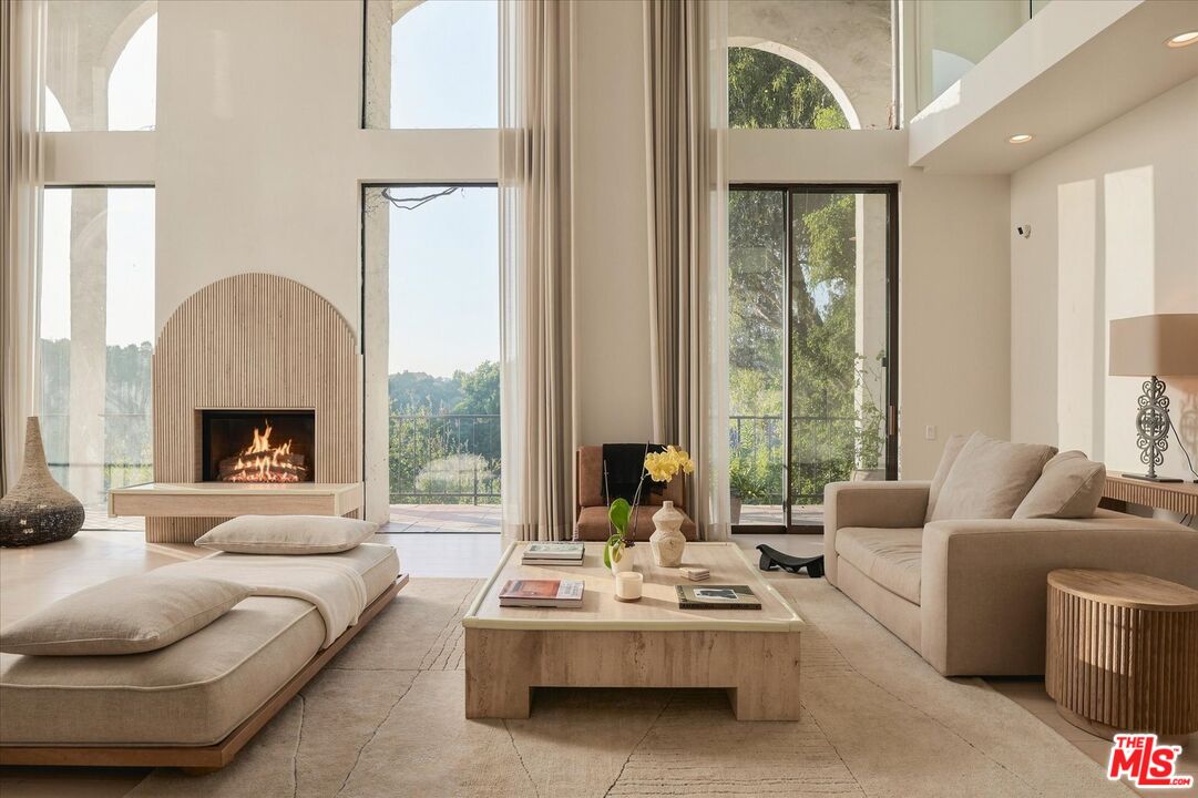 Property photo for 2299 Gloaming Way, Beverly Hills, CA
