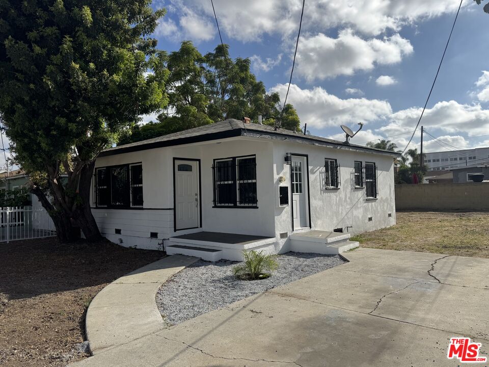 Property photo for 11908 Antwerp Ave, Los Angeles, CA