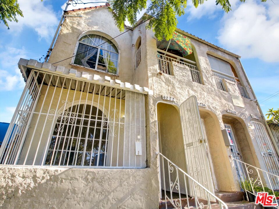 Property photo for 4222 Hooper Ave, Los Angeles, CA