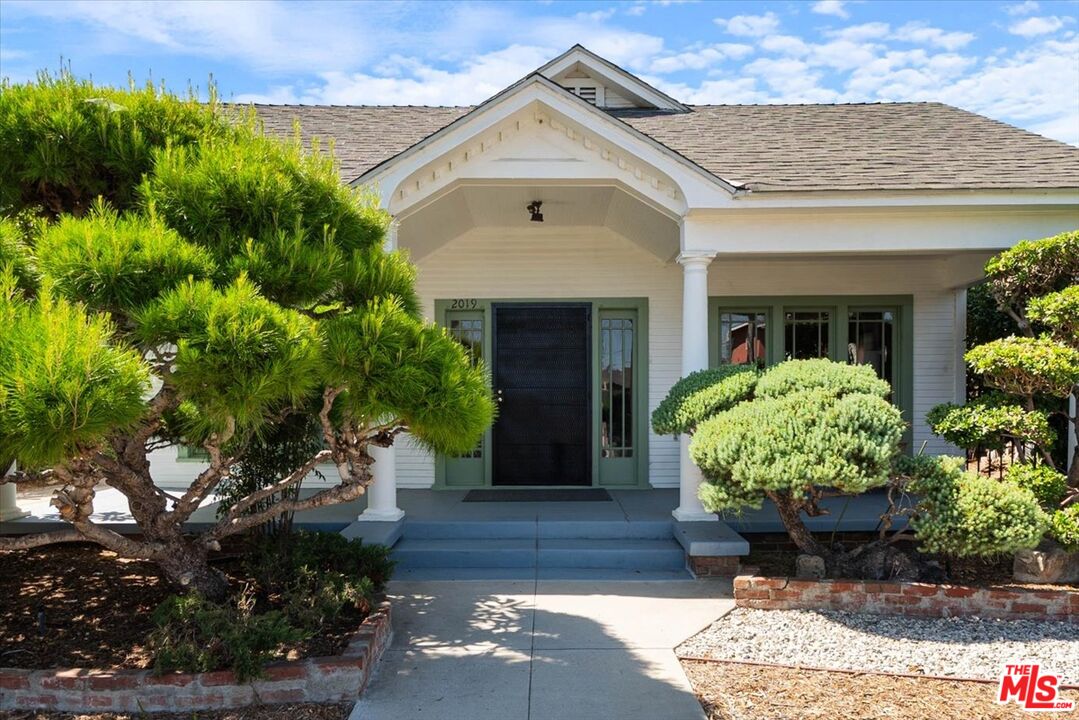 Property photo for 2019 West Blvd, Los Angeles, CA
